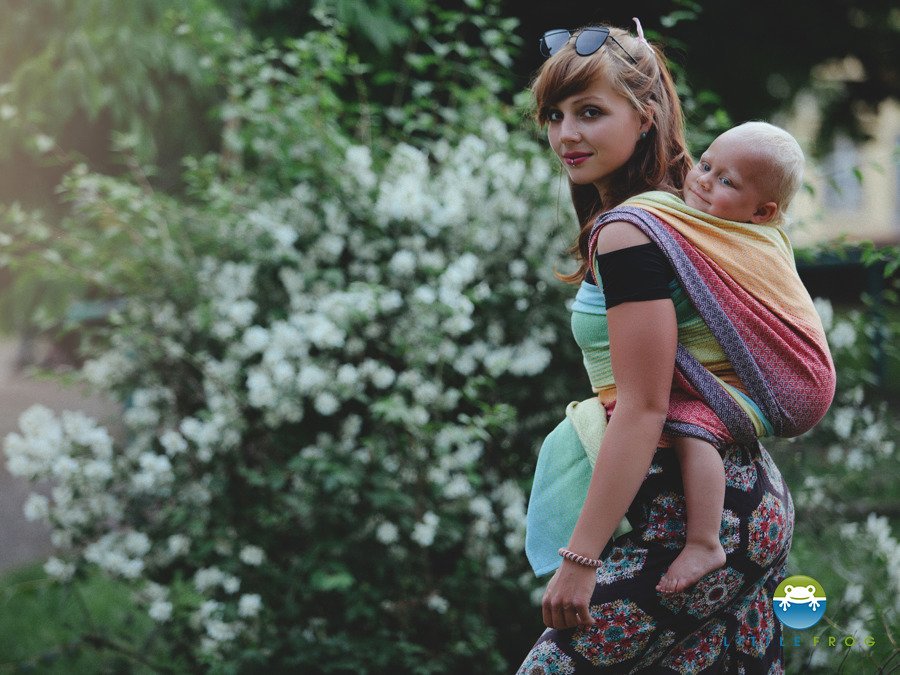 Little Frog Wrap - Lovely Linen Rainbow