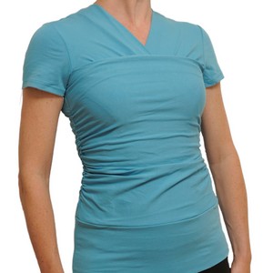 Skin-to-Skin Kangaroo T-Shirt by VIJA Design