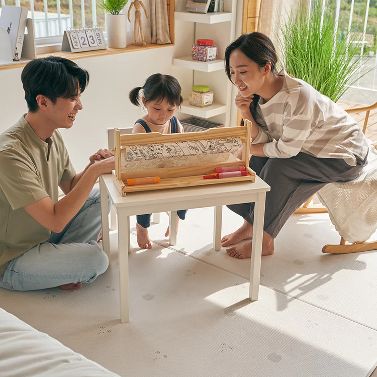 The Dinky Shop Baby Playmat - Grizzly Bear