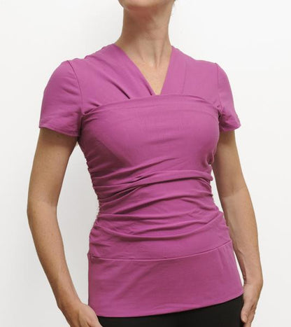 Skin-to-Skin Kangaroo T-Shirt by VIJA Design