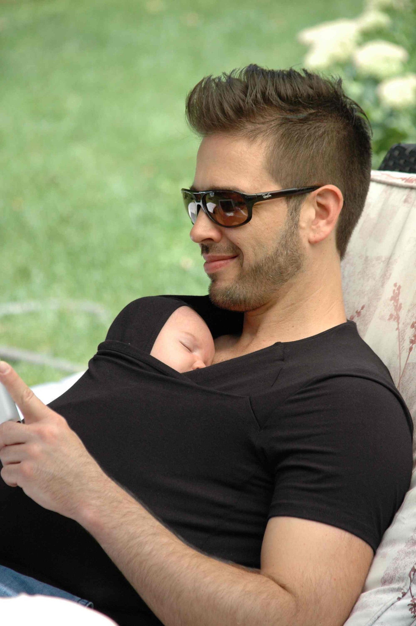 Basic Men's Skin-to-Skin Kangaroo T shirt by VIJA Design